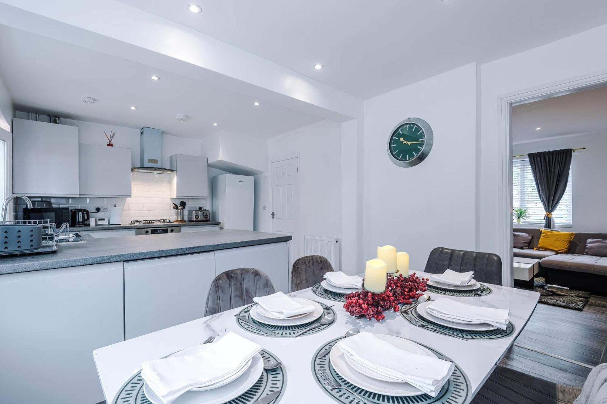 Comfort Place - 3 Bedroom House In Chester - Sleeps 6 エクステリア 写真