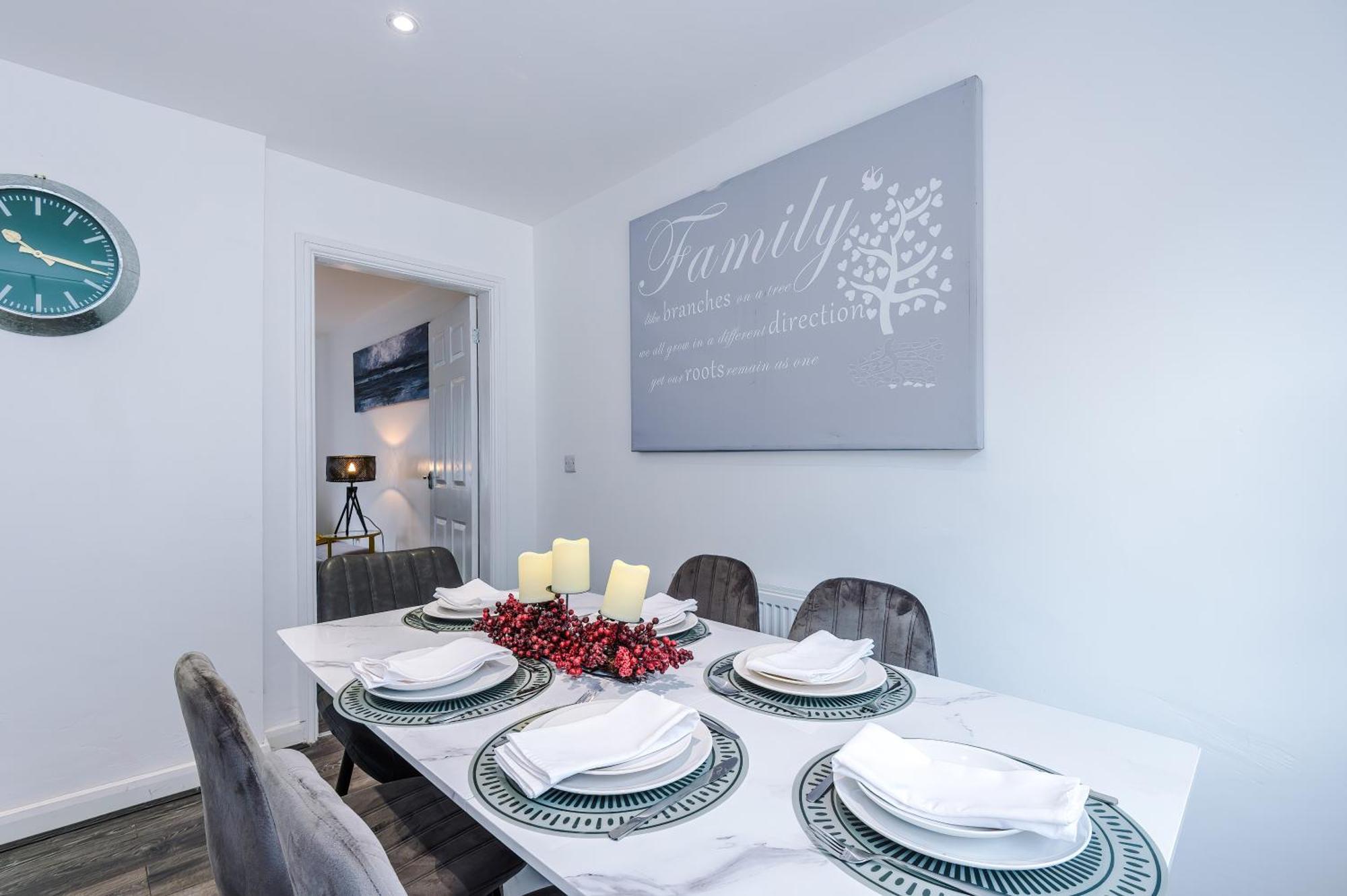 Comfort Place - 3 Bedroom House In Chester - Sleeps 6 エクステリア 写真
