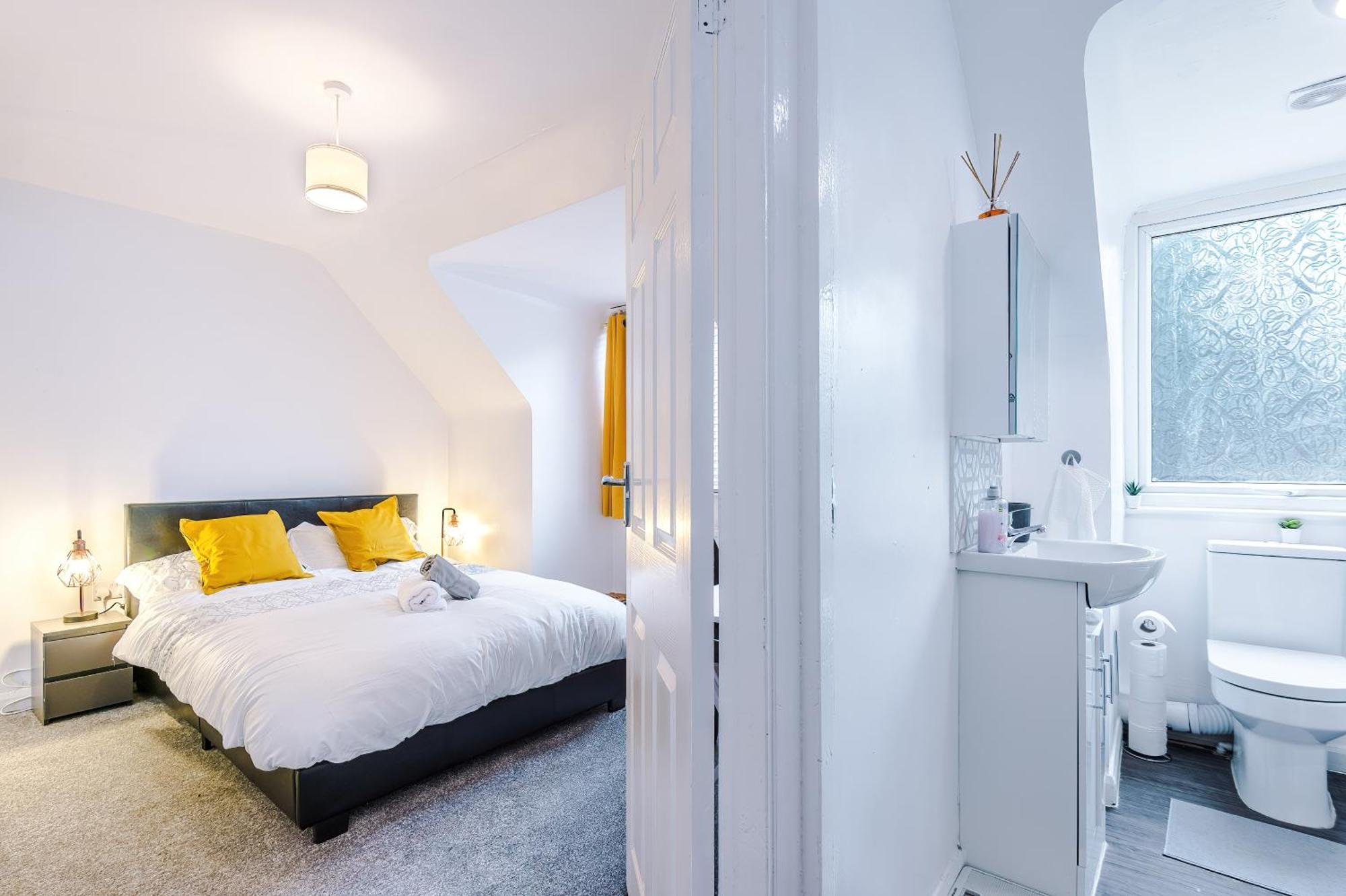 Comfort Place - 3 Bedroom House In Chester - Sleeps 6 エクステリア 写真